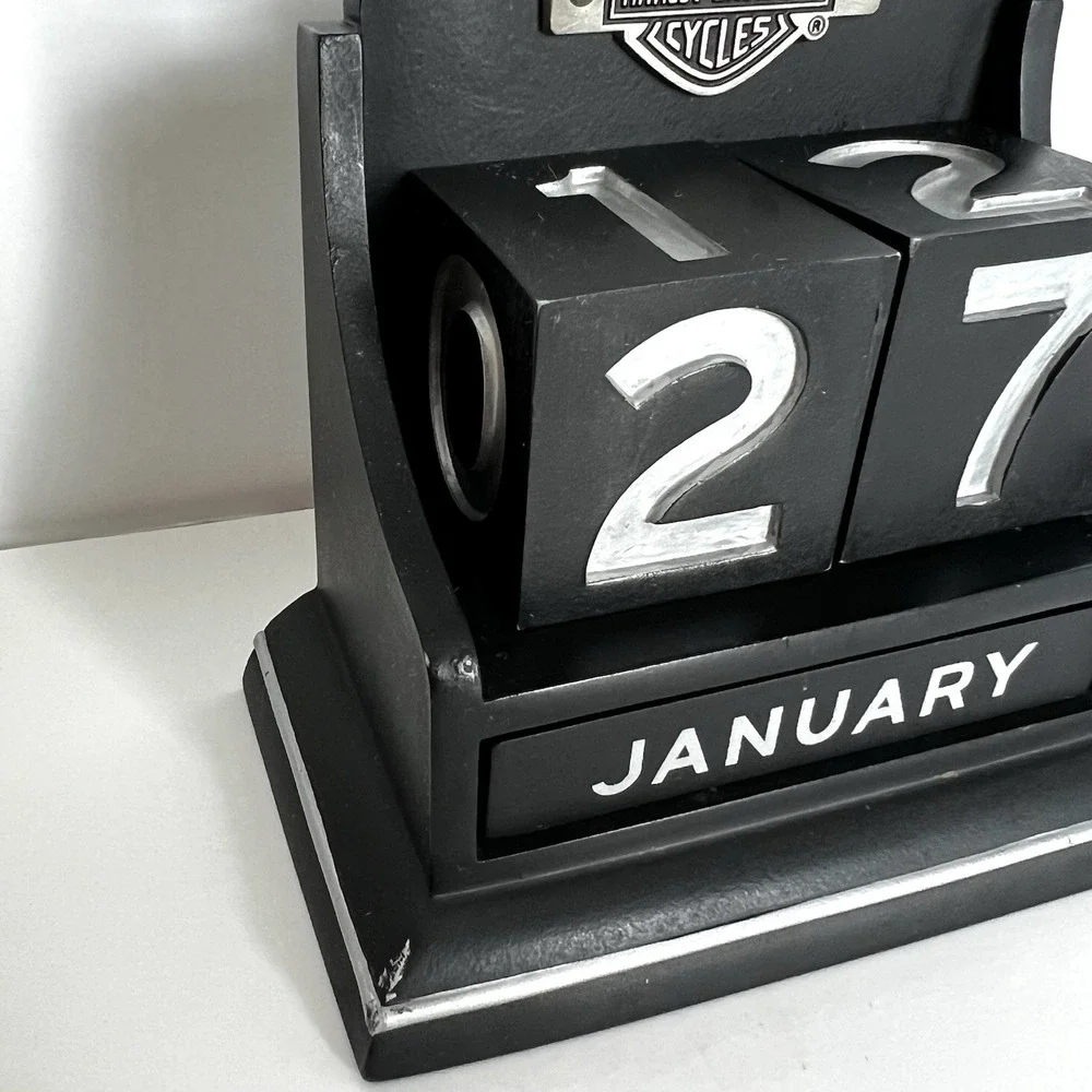 Harley-Davidson Perpetual Calendar Hallmark Desk Office Heavy Vintage Biker